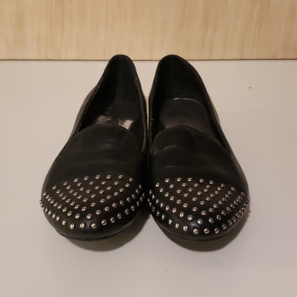 Marc Fisher studded flats with lamb skin leather - Picture 2 of 6
